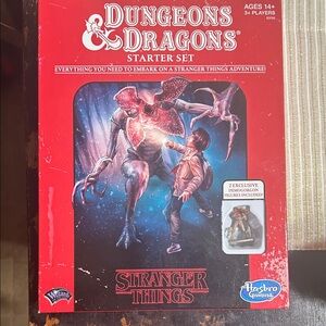 Hasbro Dungeons & Dragons Starter Set - New